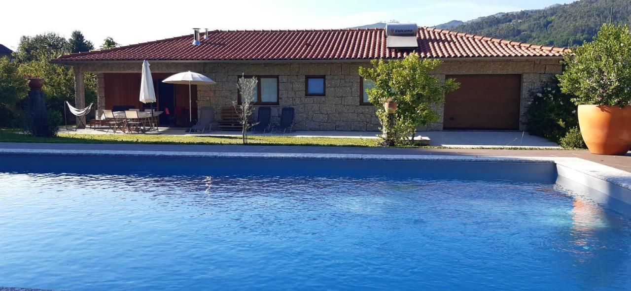 Cottage, Casa Do Laranjal - Near 吉尔斯 外观 照片