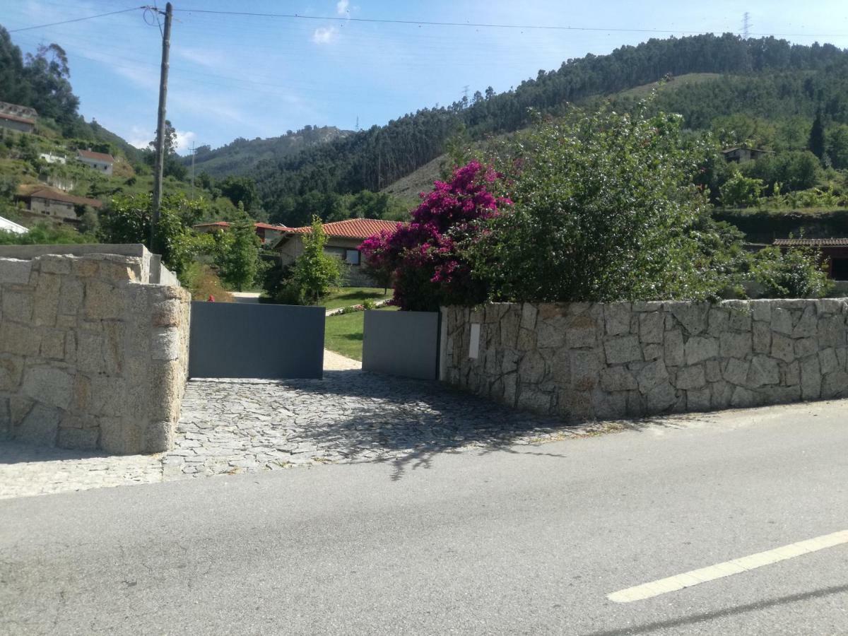 Cottage, Casa Do Laranjal - Near 吉尔斯 外观 照片